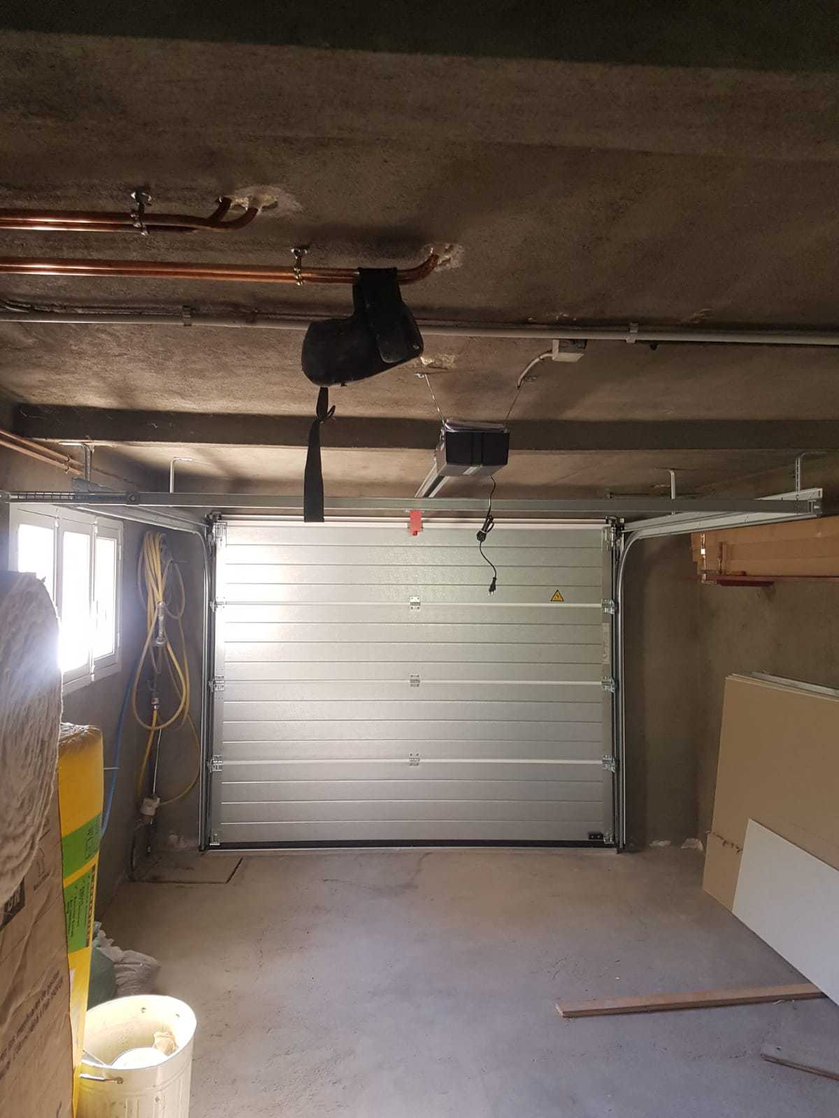 Installation et conception Porte de Garage Firminy